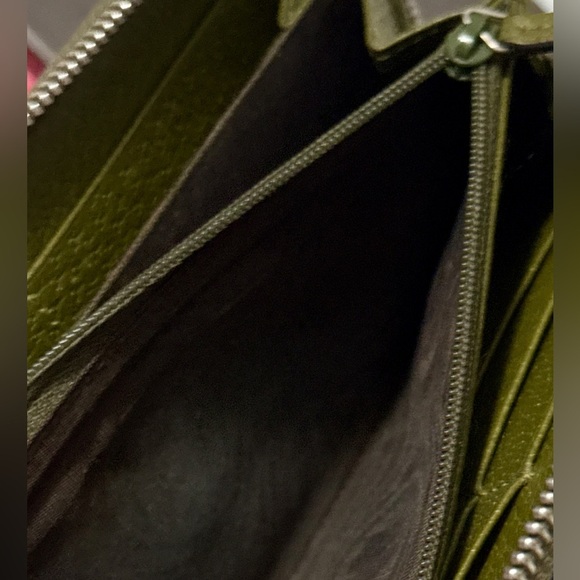 GUCCI Off The Grid Limited Edition Wallet! ALL INCLUSIVE! - Picture 9 of 12